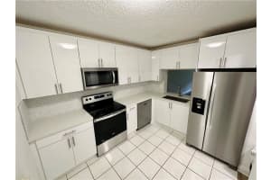 2900 NW 42nd Ave 102, Coconut Creek, FL 33066 - MLS#F10377593