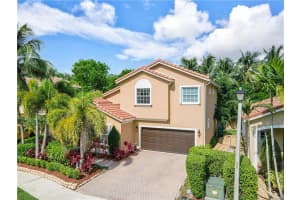 908 NW 127th Ave, Coral Springs, FL 33071 Sold 06/02/23