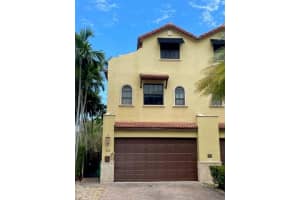 612 Sw 8th Ave Fort Lauderdale, FL 33315 Sold 05/24/23