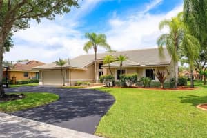 5024 NW 97th Dr, Coral Springs, FL 33076 Sold 08/22/23