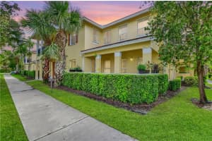 4760  Mimosa Pl   1005, Coconut Creek, FL 33073 Sold 05/31/23