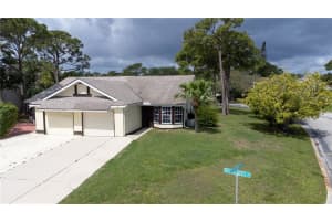 1702 Se Ryecroft Ct Port Saint Lucie, FL 34952 Sold 06/26/23