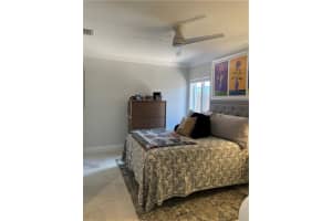 1400 Ne 18th St   4 Fort Lauderdale, FL 33305 Sold 06/20/23