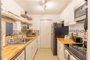 949  Riverside Dr   414, Coral Springs, FL 33071 Sold 06/09/23