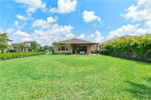 11790 E Eastlake Ct, Parkland, FL 33076 Sold 07/03/23