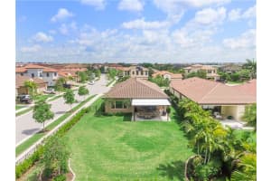 11790 E Eastlake Ct, Parkland, FL 33076 Sold 07/03/23