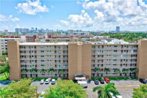 620 Ne 12th Ave   602 Hallandale Beach, FL 33009 Sold 05/30/23