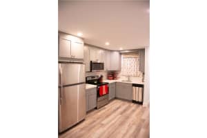 664 SE 20th Ave   2, Deerfield Beach, FL 33441 Sold 09/01/23