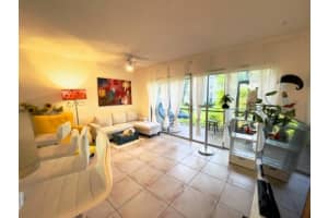 5322 Ne 6th Avenue E22, Oakland Park, Fl 33334 Oakland Park, FL 33334 Sold 06/16/23