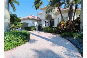 10968  Canary Island Ct, Plantation, FL 33324 Sold 06/12/23