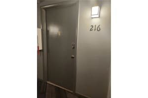 669 W Oakland Park Blvd   216-B, Oakland Park, FL 33311 Sold 06/16/23