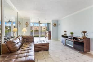 1025 SE 3rd Ave   104, Dania Beach, FL 33004 Sold 08/31/23