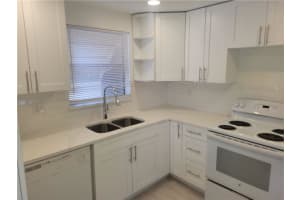 205 SE 10th St   06 E, Deerfield Beach, FL 33441 Sold 07/14/23