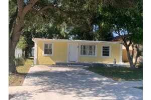 2335  Raleigh St, Hollywood, FL 33020 Sold 07/28/23