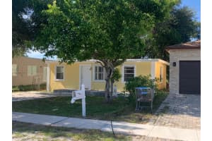 2335  Raleigh St, Hollywood, FL 33020 Sold 07/28/23