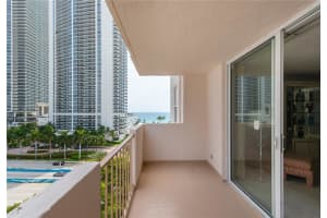 1865 S Ocean Dr   9E, Hallandale Beach, FL 33009 Sold 10/16/23