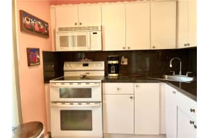 6020 NW 64th Ave   308, Tamarac, FL 33319 Sold 10/27/23