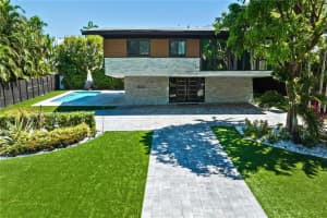 2601 NE 8th St, Fort Lauderdale, FL 33304 Sold 09/15/23