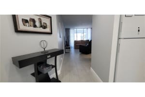 2998 NW 48th Ter   427, Lauderdale Lakes, FL 33313 Sold 06/24/24