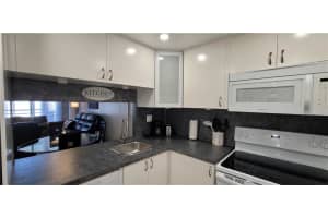 2998 NW 48th Ter   427, Lauderdale Lakes, FL 33313 Sold 06/24/24