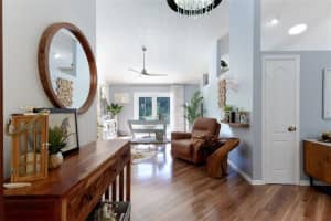 18366  Lake Bend Dr, Jupiter, FL 33458 Sold 07/27/23