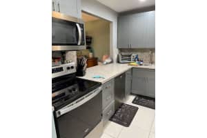 608 NE 2nd St   143, Dania Beach, FL 33004 Sold 07/20/23