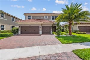 8640 Miralago Way Parkland, FL 33076 Sold 07/17/23