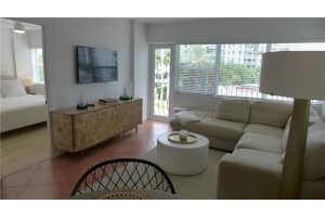 3250 NE 28th St   303, Fort Lauderdale, FL 33308 Sold 08/18/23