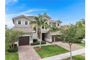 8971  Lakeview Pl, Parkland, FL 33076 Sold 07/19/23