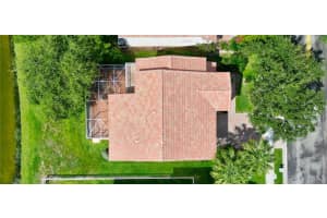 7510 NW 19th Dr, Pembroke Pines, FL 33024 Sold 08/11/23