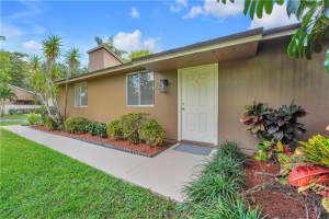 22277  Whistling Pines Ln   22277 Boca Raton, FL 33428 Sold 06/08/23