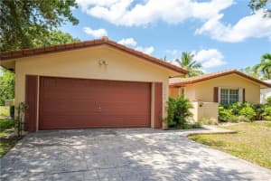 10380 NW 42nd Dr, Coral Springs, FL 33065 Sold 07/12/23