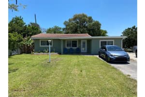 210 NW 9th St, Boca Raton, FL 33432 Sold 07/12/23