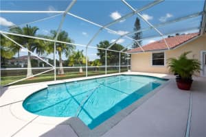 6403  Champlain Ter Southwest Ranches, FL 33331 Sold 06/07/23