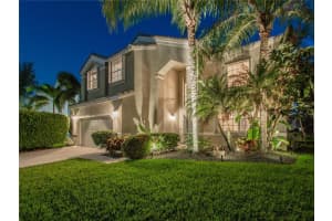 325 Cameron Dr Weston, FL 33326 Sold 06/29/23