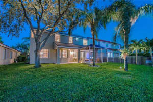 325 Cameron Dr Weston, FL 33326 Sold 06/29/23