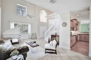 325 Cameron Dr Weston, FL 33326 Sold 06/29/23