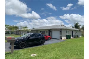 9208 NW 73rd St, Tamarac, FL 33321 Sold 08/01/23
