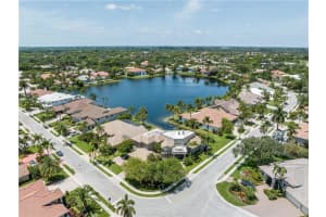 757 NW 100th Ter, Plantation, FL 33324 Sold 01/25/24