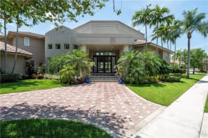 757 NW 100th Ter, Plantation, FL 33324 Sold 01/25/24