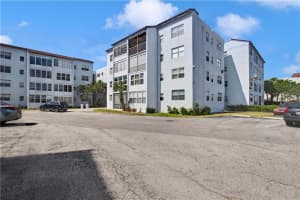 2860  Somerset Dr   410k Lauderdale Lakes, FL 33311 Sold 07/20/23