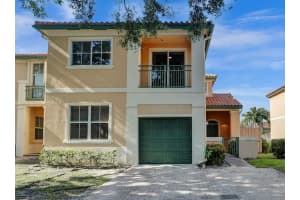 8384 NW 142nd St, Miami Lakes, FL 33016 Sold 06/26/23