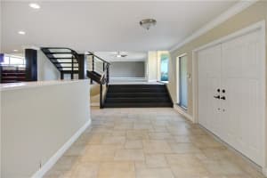 5310 W Saxon Cir, Southwest Ranches, FL 33331 Sold 10/03/23