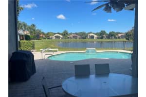 7768 Royale River Ln