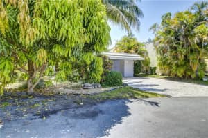 2637  Okeechobee Ln, Fort Lauderdale, FL 33312 Sold 11/13/23