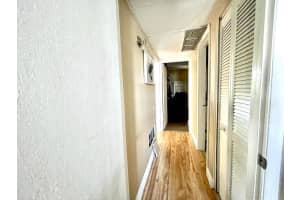5210 Ne 6th Ave   G4 Oakland Park, FL 33334 - Off Market