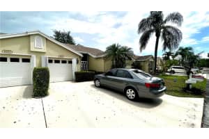 6221  Pond Tree Ct   6221, Greenacres, FL 33463 Sold 08/11/23