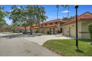 960 Nw 93rd Ave Plantation, FL 33324 Sold 06/30/23