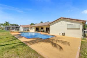 5421  Hawkes Bluff Ave, Davie, FL 33331 Sold 08/25/23