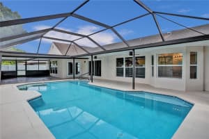9511  Dunhill Dr, Miramar, FL 33025 Sold 07/19/23